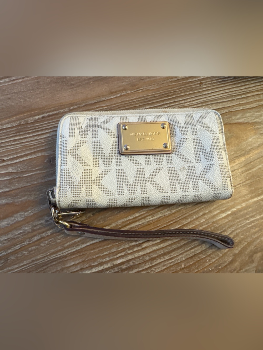 Michael Kors Cream and Gold Logo Plaque Wristlet